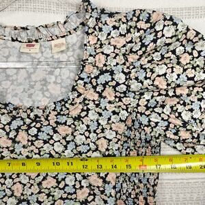 Levi’s Floral Crop Top Puff Sleeve Smocked Blouse Black Multicolor Size M NEW